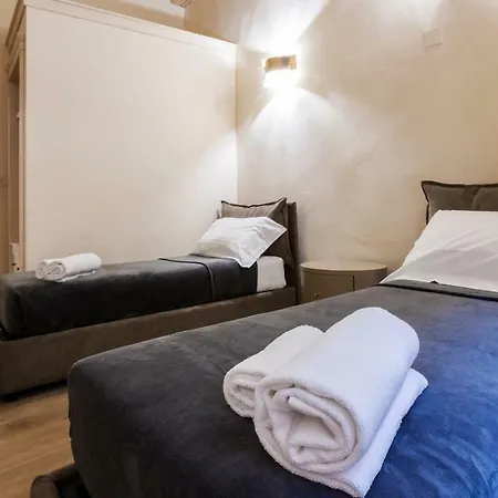 Duomo 2 Bedroom Florence